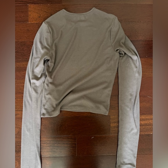 Abercrombie Rib Top - Picture 2 of 2